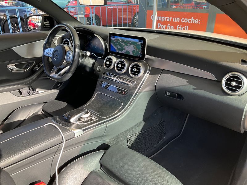 Mercedes-Benz C-Klasse C 220 d AMG Line — zdjęcie 12