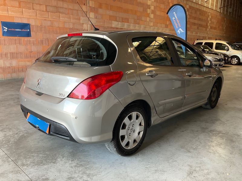 Peugeot 308 1.6 HDi Active — zdjęcie 2