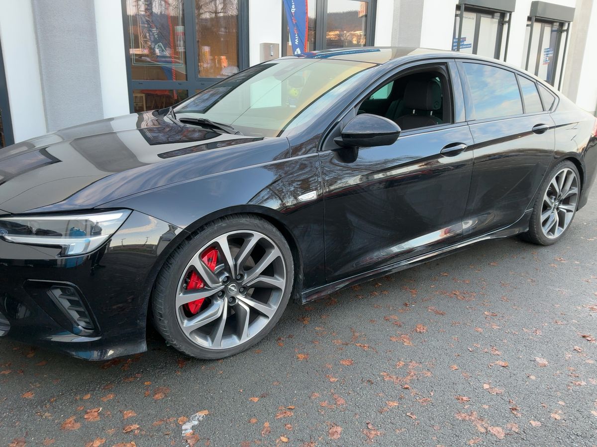 Opel Insignia Grand Sport 2.0 Turbo GSi 4x4