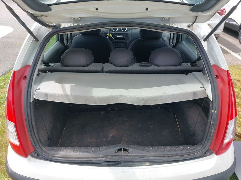 Citroen C3 1.4 HDi Club Entreprise — zdjęcie 9