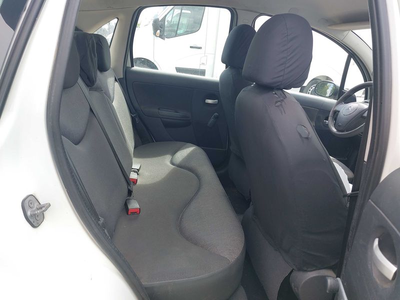 Citroen C3 1.4 HDi Club Entreprise — zdjęcie 13