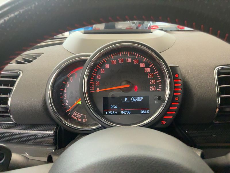 MINI Clubman Cooper S ALL4 — zdjęcie 13