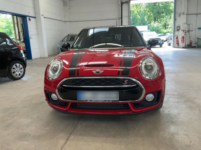 MINI Clubman Cooper S ALL4 — zdjęcie 9