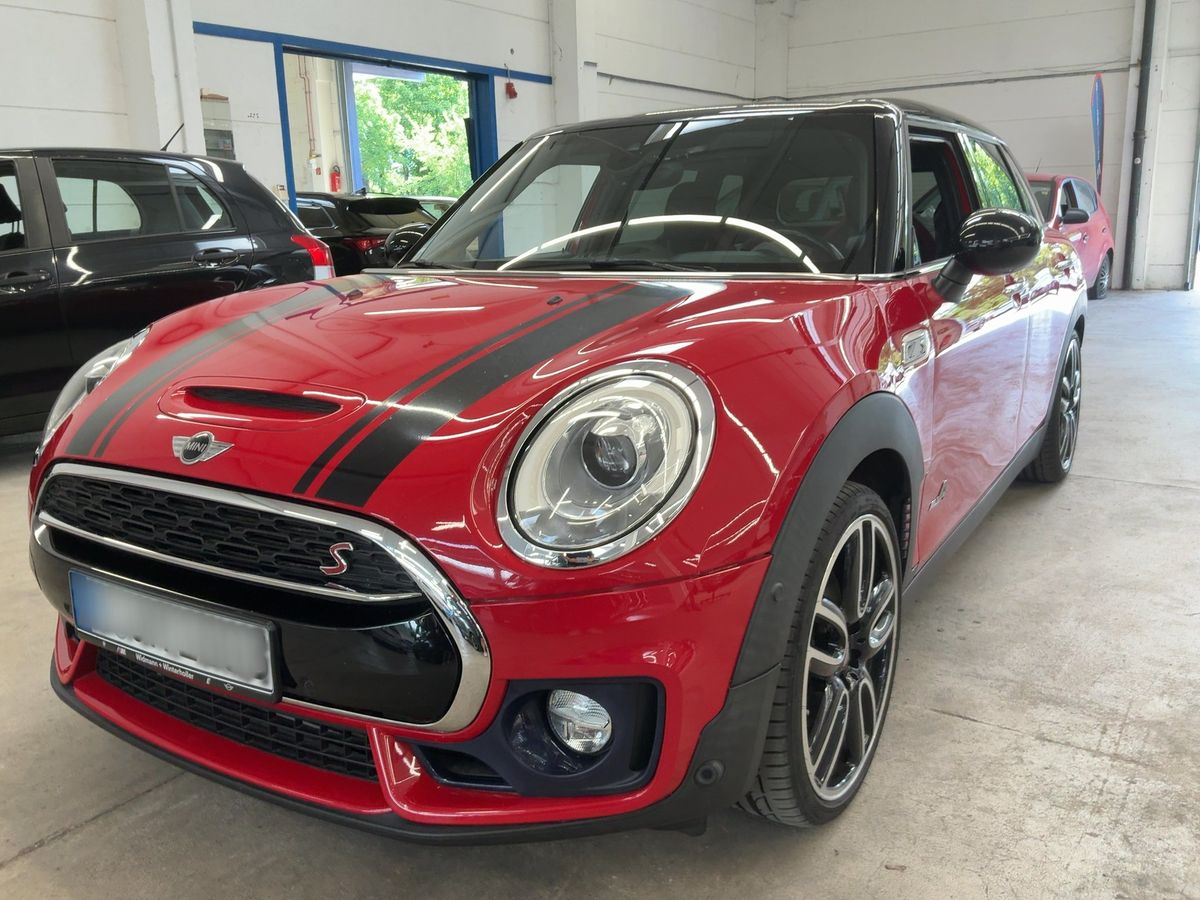 MINI Clubman 2017 — photo 1
