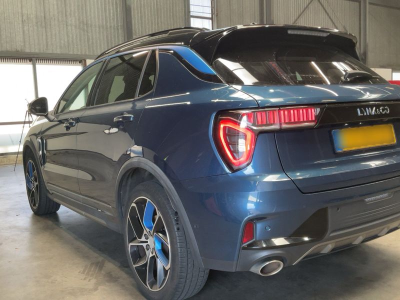 Lynk & Co 01 1.5 Plug-in Hybrid — zdjęcie 3