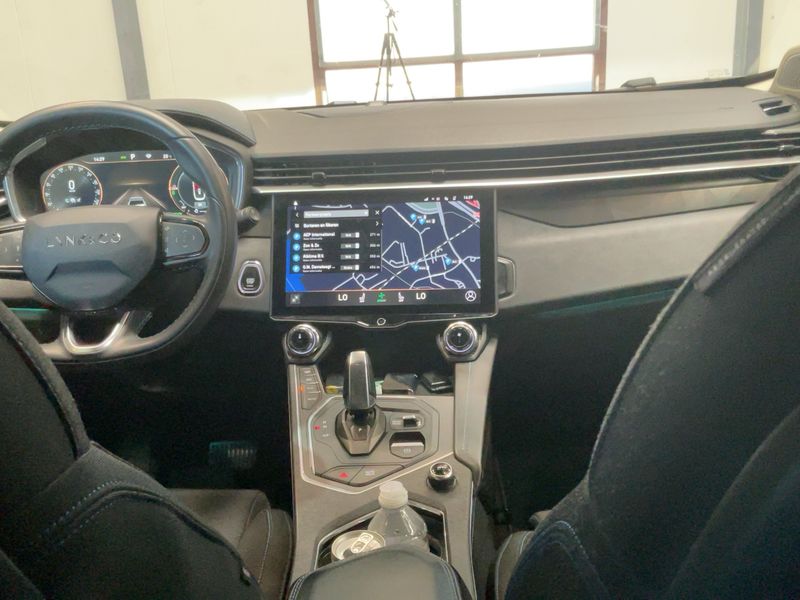 Lynk & Co 01 1.5 Plug-in Hybrid — zdjęcie 12