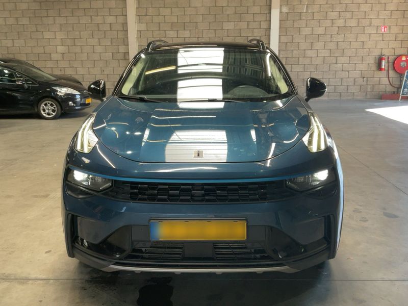 Lynk & Co 01 1.5 Plug-in Hybrid — zdjęcie 9