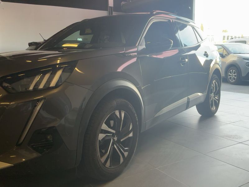 Peugeot 2008 1.2 PureTech GT Line — zdjęcie 2