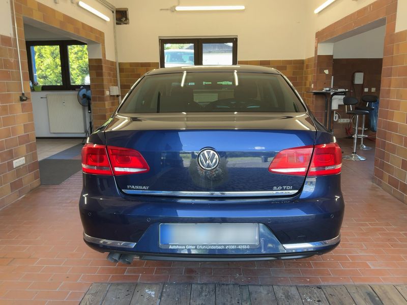 Volkswagen Passat 2.0 TDI Comfortline BlueTDI — zdjęcie 5