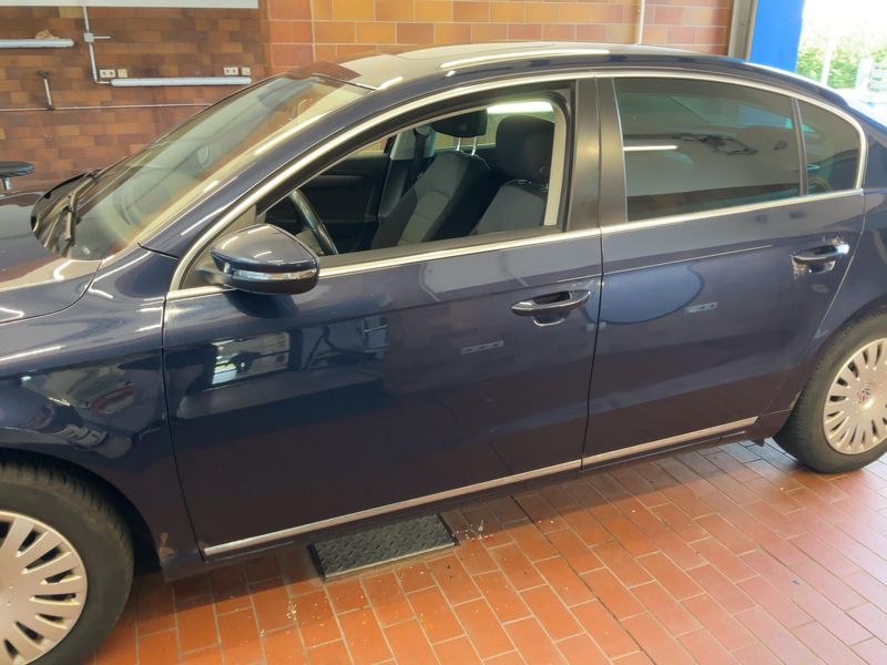 Volkswagen Passat 2.0 TDI Comfortline BlueTDI — zdjęcie 4