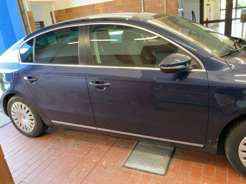 Volkswagen Passat 2.0 TDI Comfortline BlueTDI — zdjęcie 7