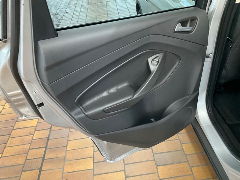 Ford Kuga 2.0 TDCi Titanium 2017 – снимка 25