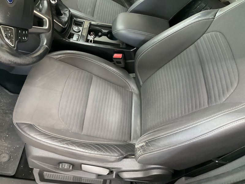 Ford Kuga 2.0 TDCi Titanium 2017 – снимка 26