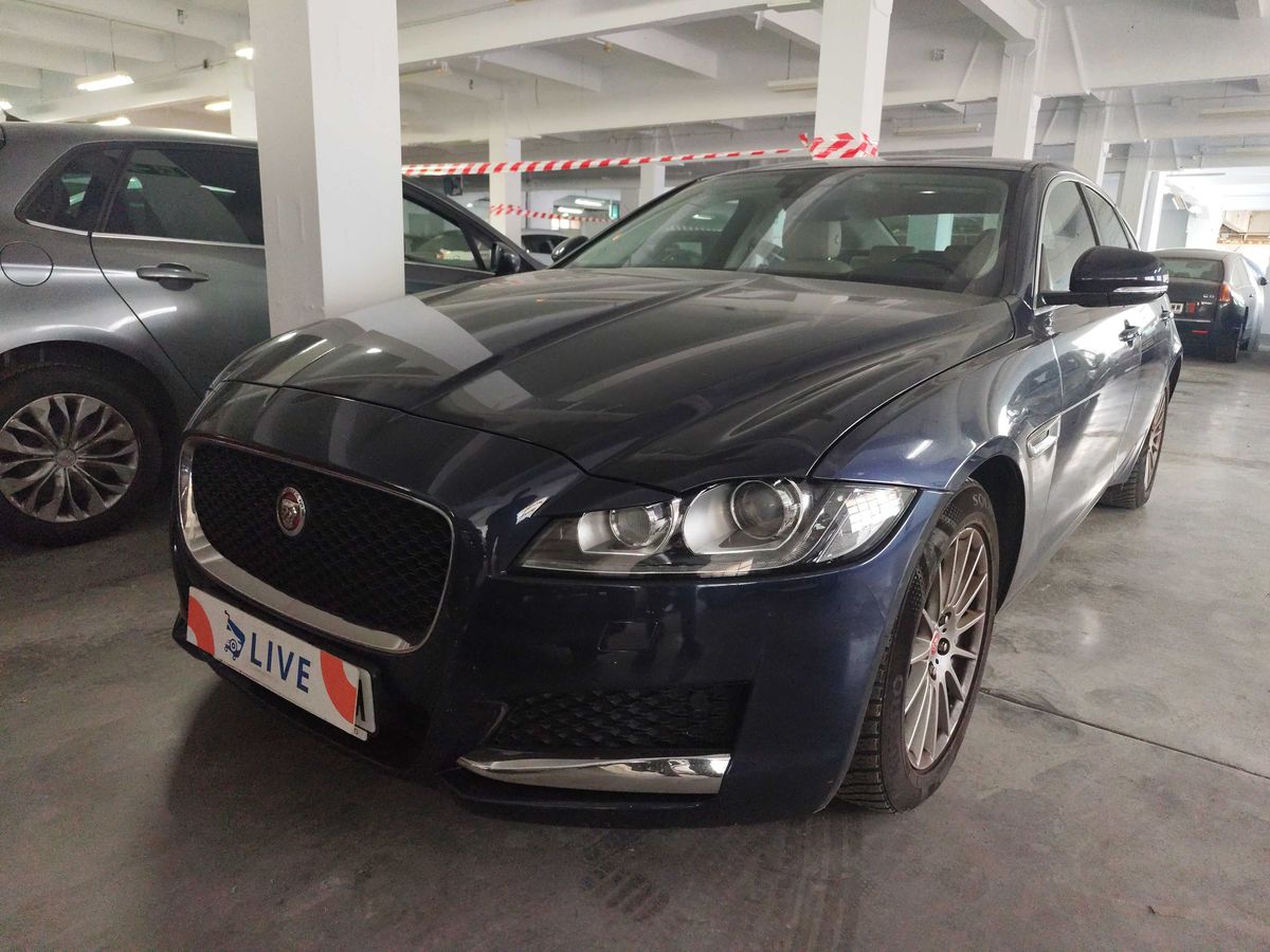Jaguar XF 20d Prestige