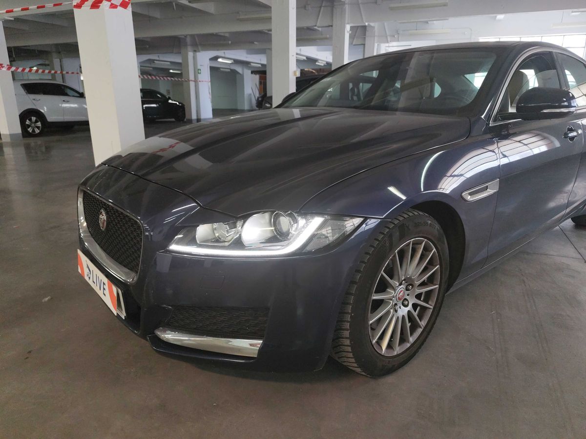 Jaguar XF 20d Prestige
