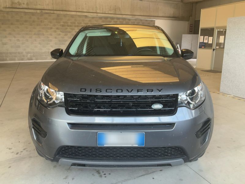 Land Rover Discovery Sport 2.0 Td4 SE AWD 2017 – снимка 14