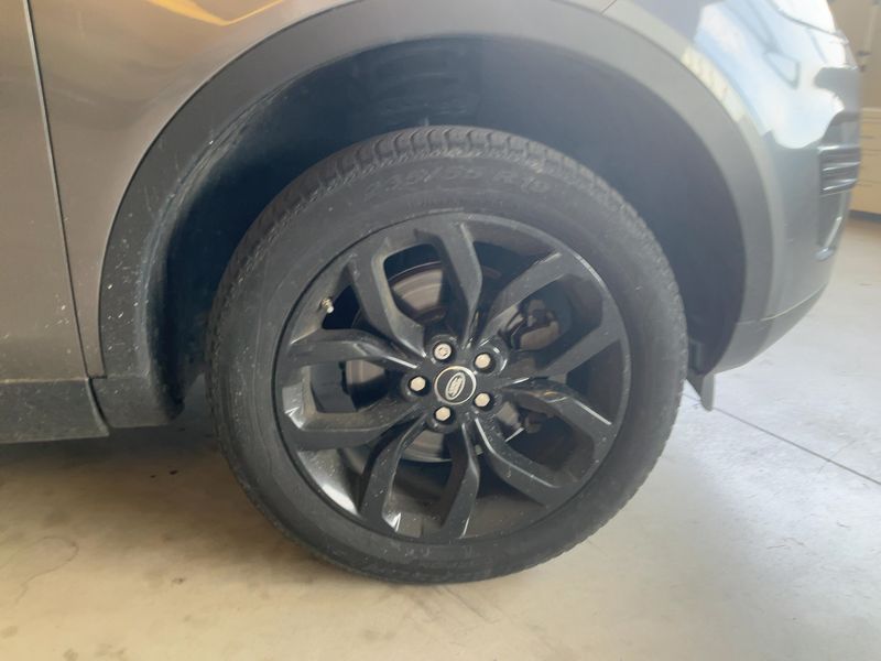 Land Rover Discovery Sport 2.0 Td4 SE AWD 2017 – снимка 11