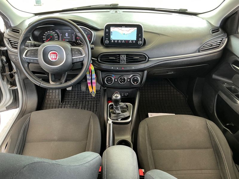 Fiat Tipo 1.3 M-Jet Lounge — zdjęcie 12