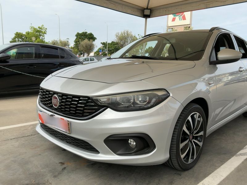 Fiat Tipo 1.3 M-Jet Lounge — zdjęcie 2