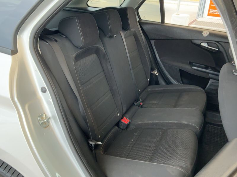 Fiat Tipo 1.3 M-Jet Lounge — zdjęcie 14