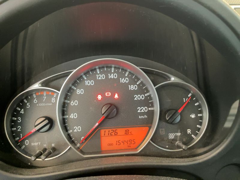 Toyota Verso-S 1.33 Dual VVT-i Life — zdjęcie 13