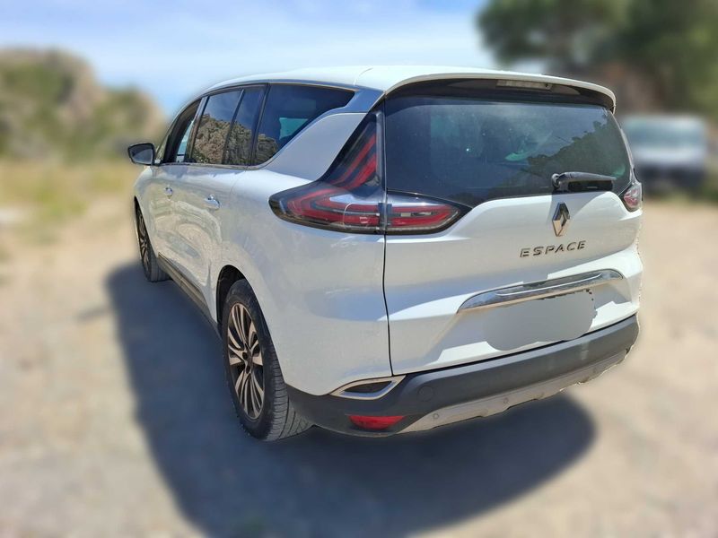 Renault Espace 1.6 dCi Energy Initiale Paris — zdjęcie 3