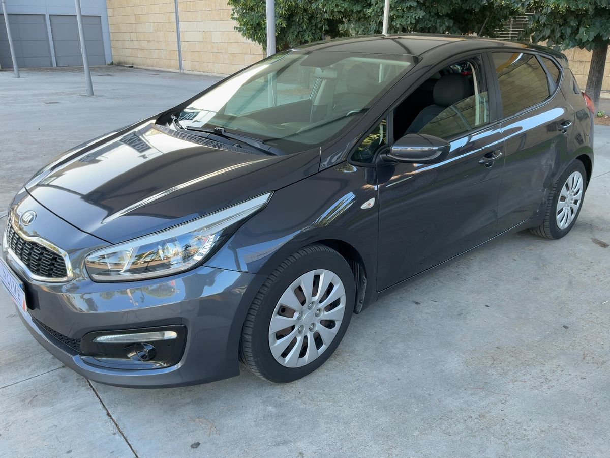 Kia cee'd 1.6 CRDi Active
