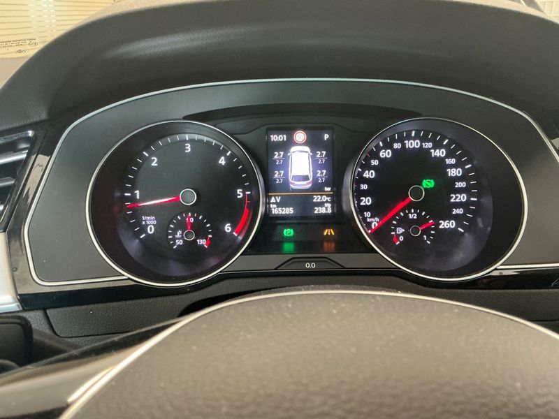 Volkswagen Passat 2.0 TDI Highline 4Motion BlueMotion Tech 2016 – снимка 19