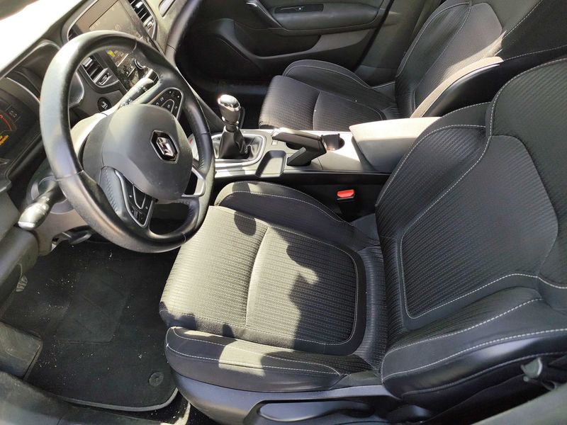 Renault Megane 1.5 dCi Energy Business 2018 – снимка 15