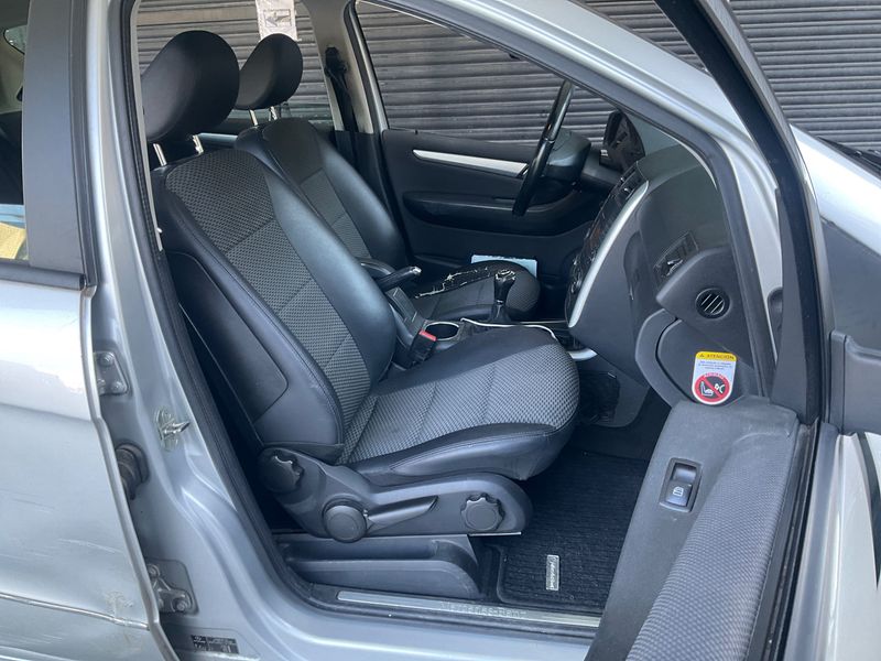 Mercedes-Benz A-Klasse A 150 Avantgarde — zdjęcie 3