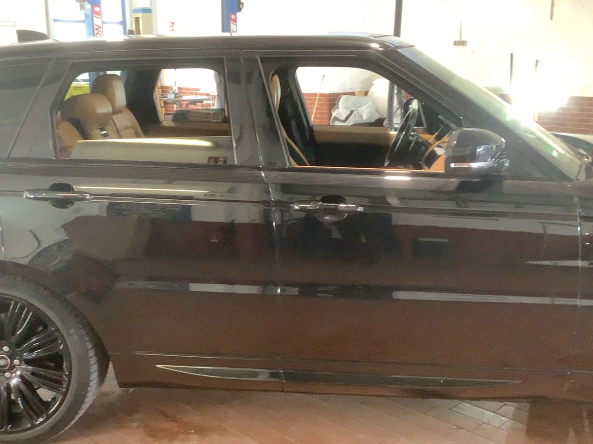 Land Rover 2021 — photo 11