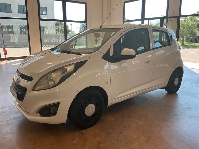 Chevrolet Spark 1.0 LT