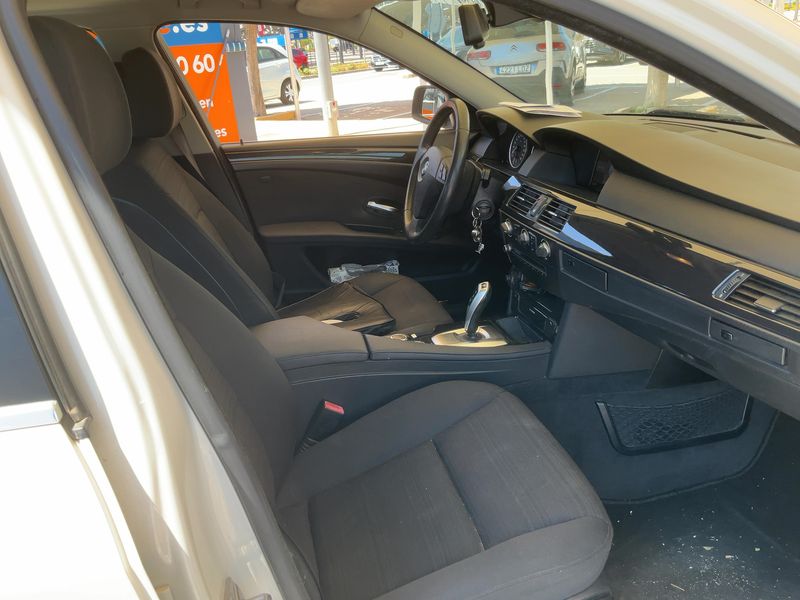 BMW 5er 520d 2009 – снимка 16