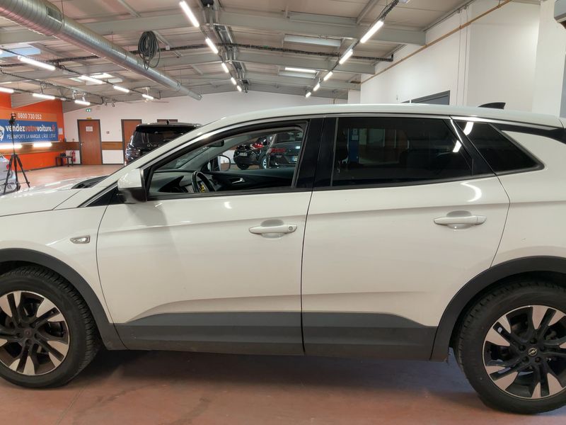 Opel Grandland X 1.2 Turbo Elite — zdjęcie 4