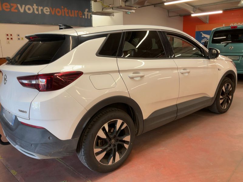 Opel Grandland X 1.2 Turbo Elite — zdjęcie 6