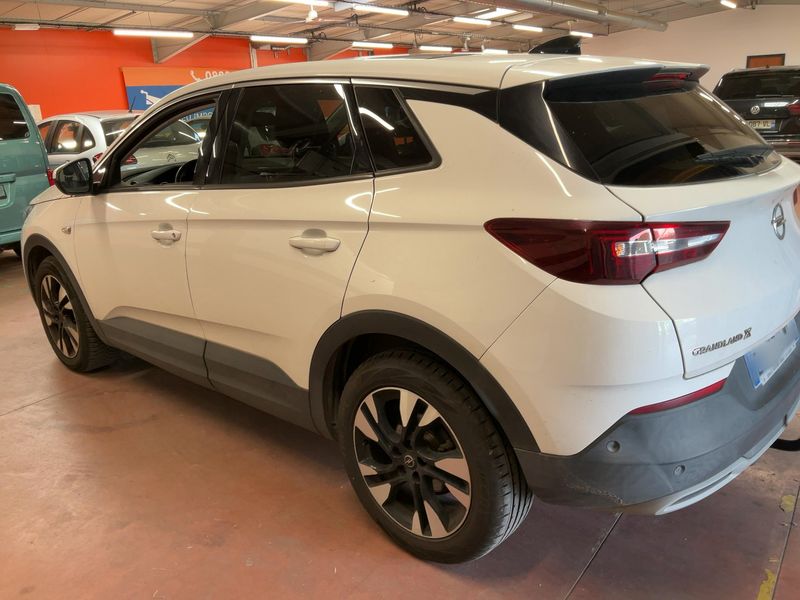 Opel Grandland X 1.2 Turbo Elite — zdjęcie 3