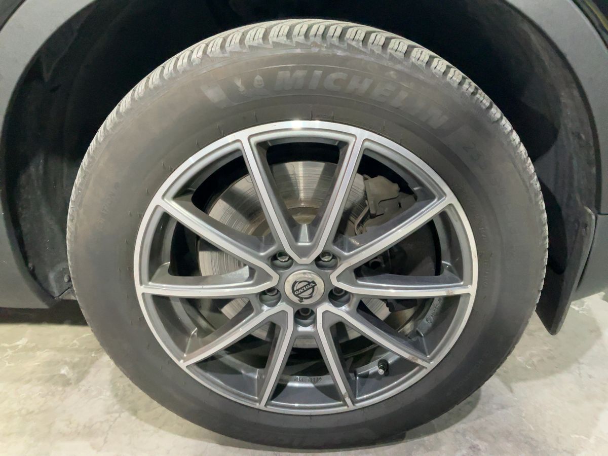 Volvo XC40 2022 — photo 12