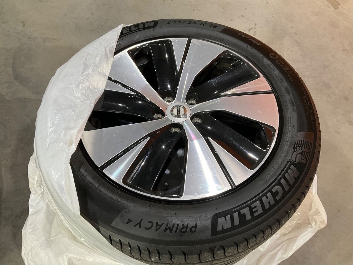 Volvo XC40 2022 — photo 16