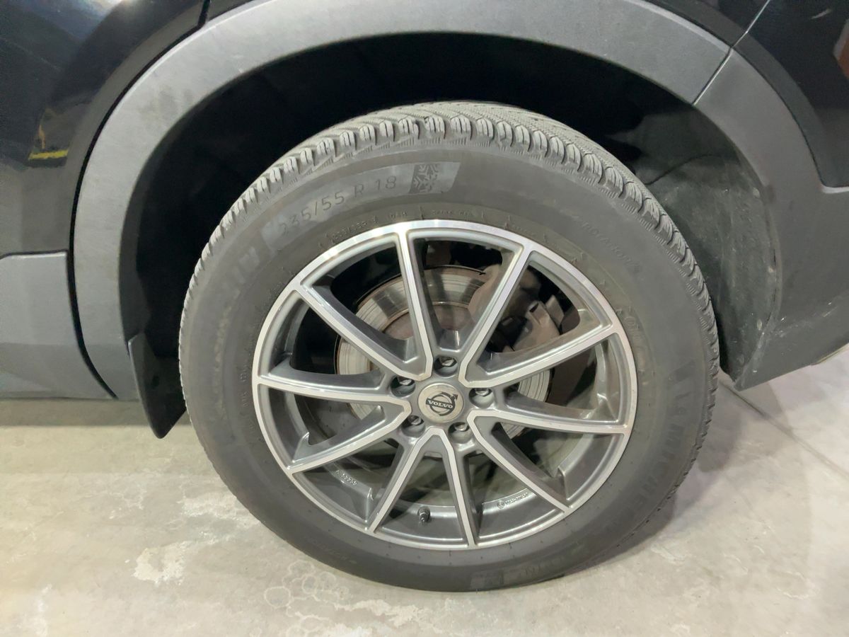 Volvo XC40 2022 — photo 6