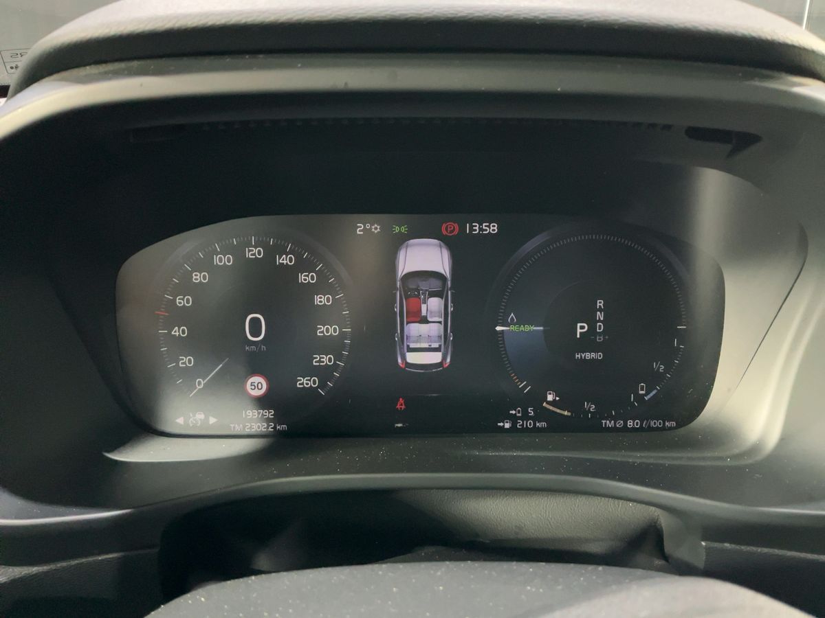Volvo XC40 2022 — photo 20