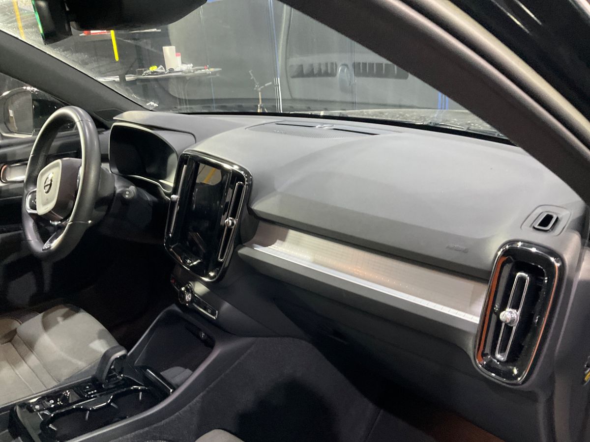 Volvo XC40 2022 — photo 34