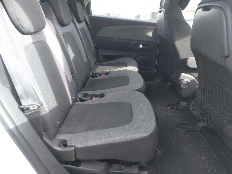 Citroen C4 Picasso 1.6 Blue-HDi Business Class — zdjęcie 14
