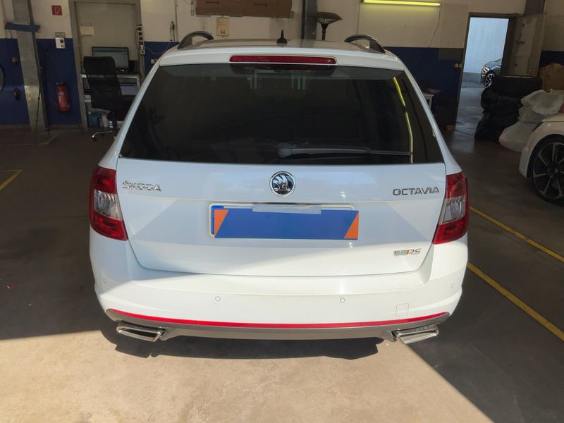 Skoda Octavia 2.0 TDI RS 2016 – снимка 7