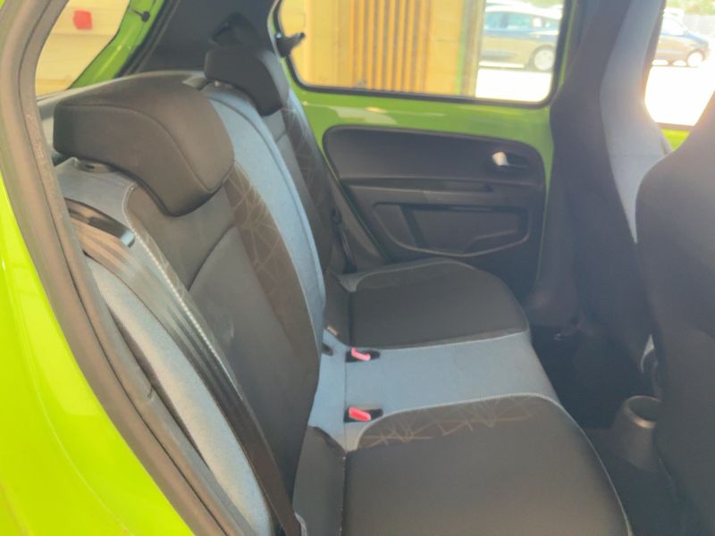 Skoda Citigo 1.0 MPI Fun — zdjęcie 14
