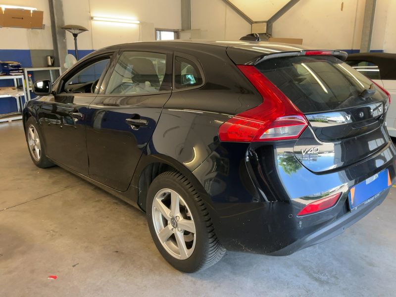 Volvo V40 1.5 You! — zdjęcie 3