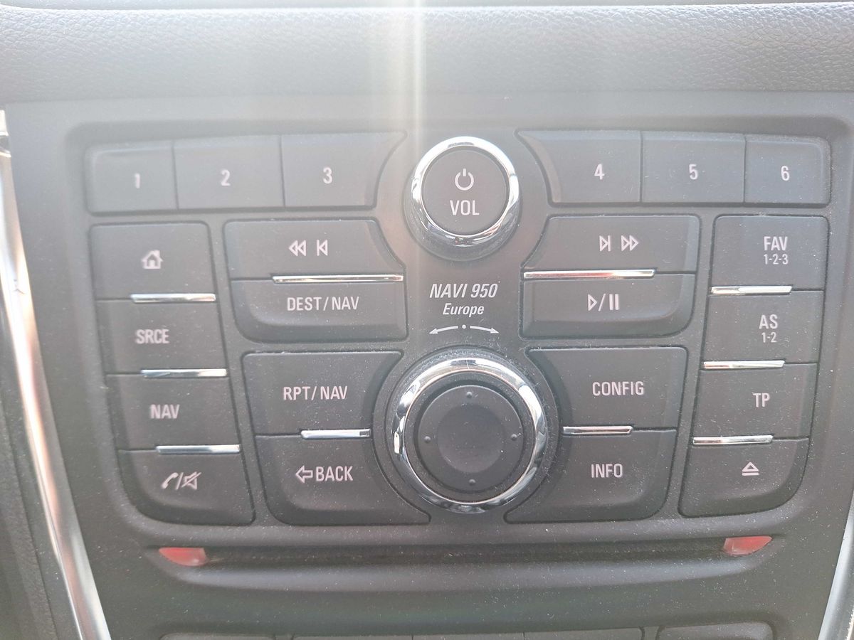 Opel Mokka 2015 — photo 25