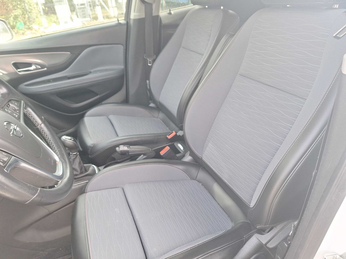 Opel Mokka 2015 — photo 36