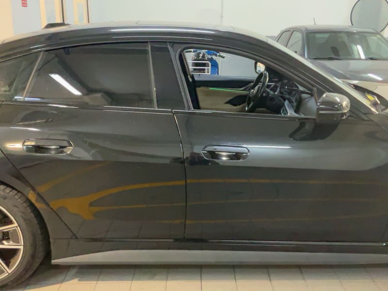 BMW i4 eDrive40 Gran Coupe M Sport — zdjęcie 7