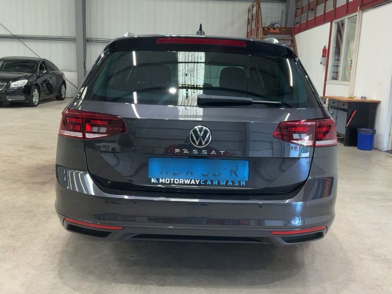 Volkswagen Passat 2.0 TDI Business 2023 – снимка 7