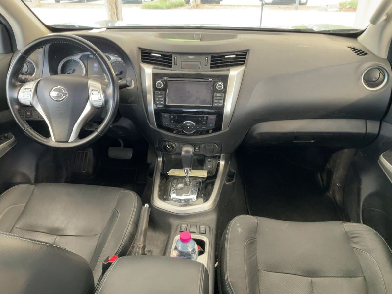 Nissan Navara Pick-up 2.3 dCi Trek Double Cab 4x4 — zdjęcie 12
